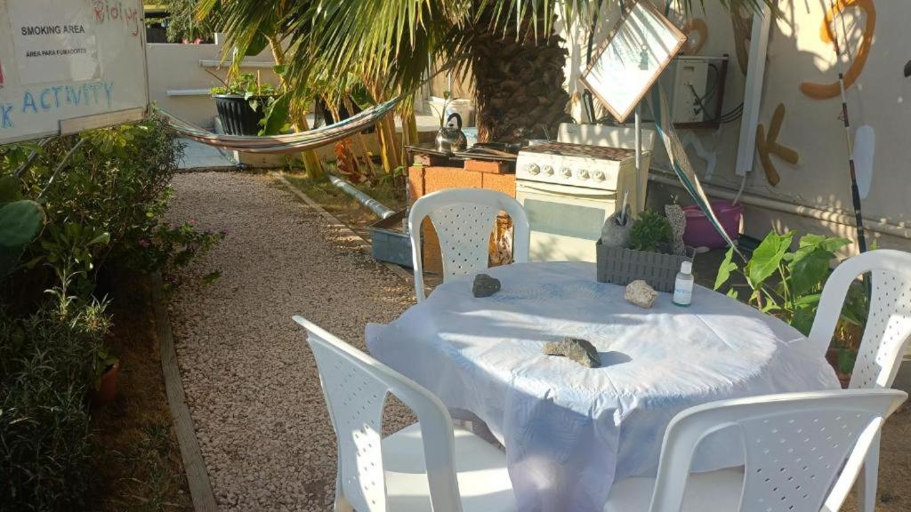 דירות אורנג'סטאד Aruba Backpackers מראה חיצוני תמונה